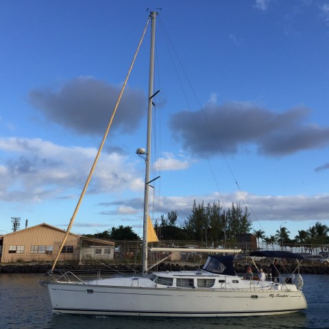 lateral view of boat